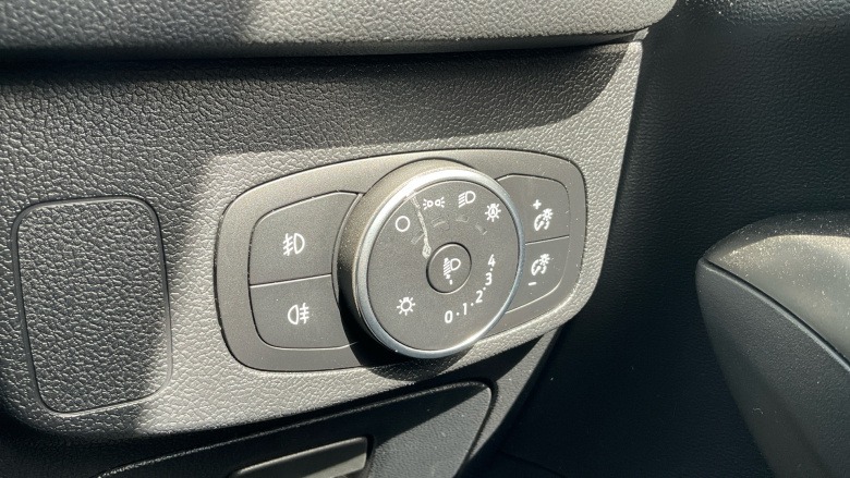 Ford Focus 1.0 EcoBoost 125 Zetec 5dr Petrol Hatchback